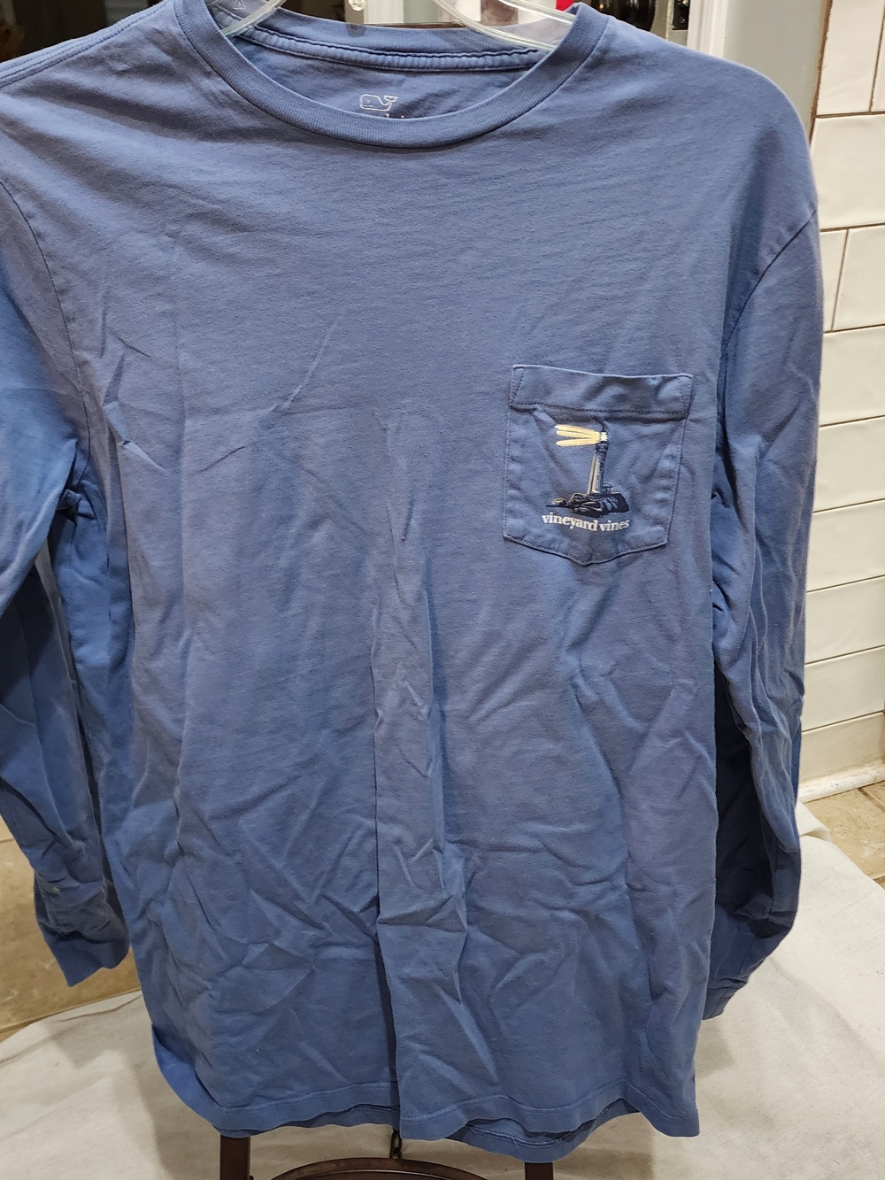 Vineyard‎ Vines Men’s Long-Sleeve Pocket Tee in Blue Lighthouse